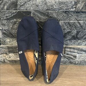 Toms Classic‎ Navy Canvas Loafers